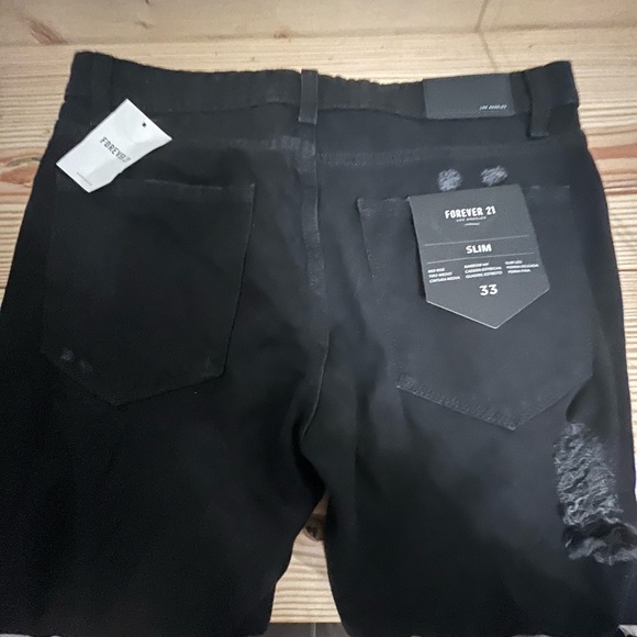 NWT forever 21 size 33 woman’s destructed denim - Picture 3 of 5